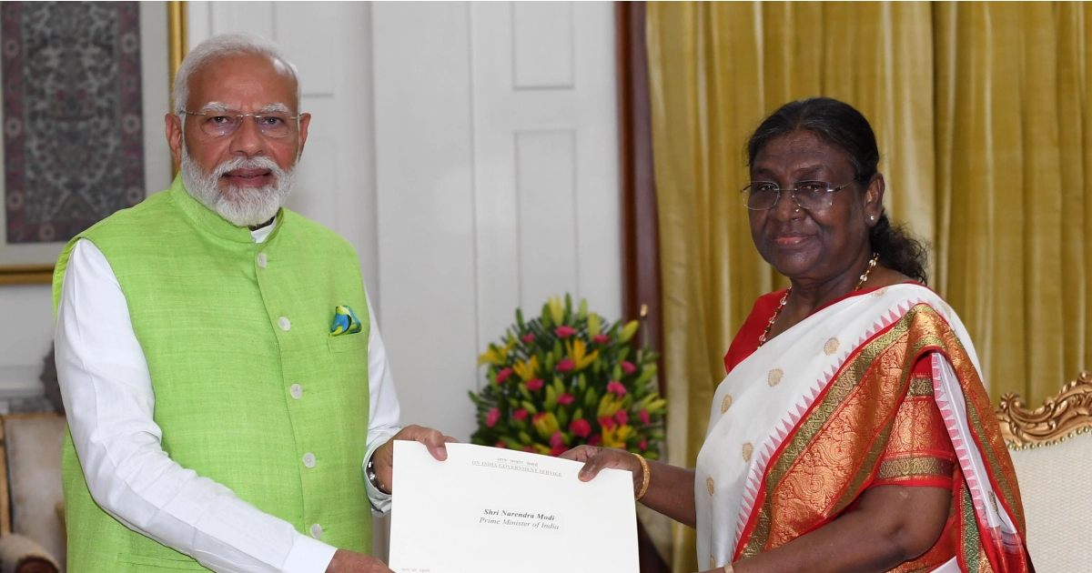 प्रधानमंत्री नरेंद्र मोदी का इस्तीफा और नई सरकार के गठन की प्रक्रिया