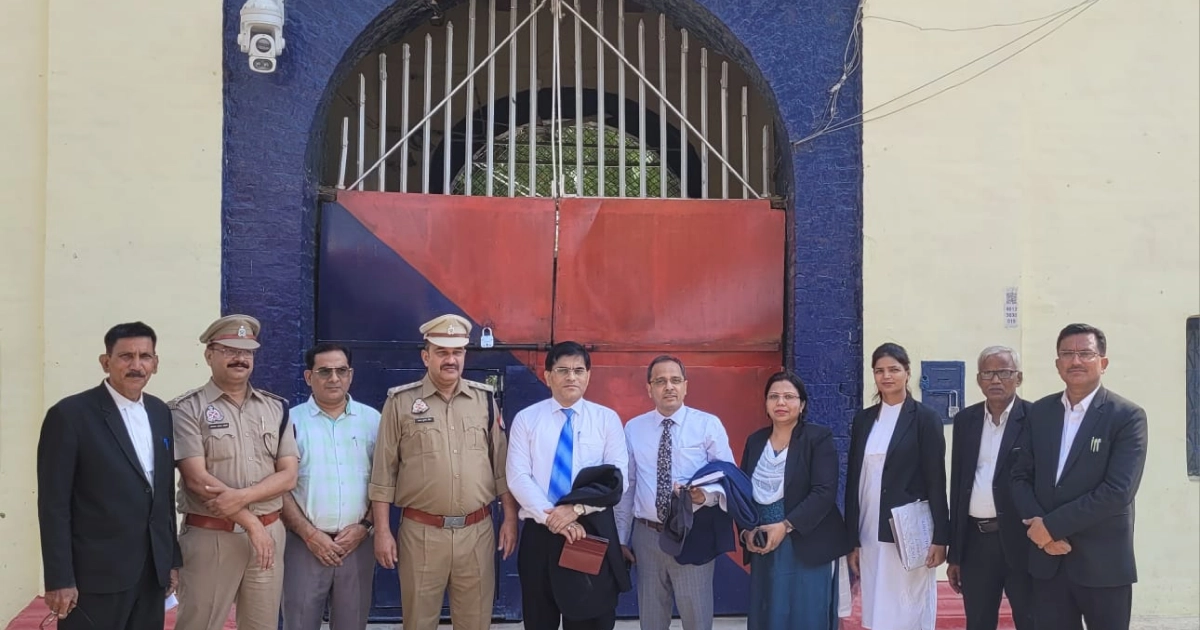 उ0प्र0 राज्य विधिक सेवा प्राधिकरण लखनऊ के सदस्य सचिव ने किया कारागार का निरीक्षण