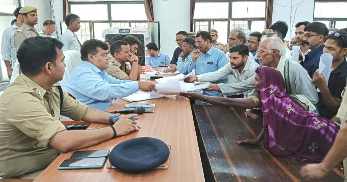 शिकायतों का निस्तारण प्राथमिकता पर