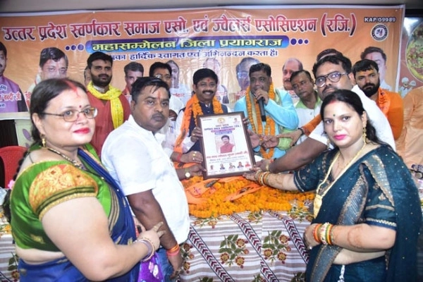 सर्राफा कारोबारियों का उत्पीड़न करने वालों को बख्शा नहीं जाएगा: मंत्री नन्दी