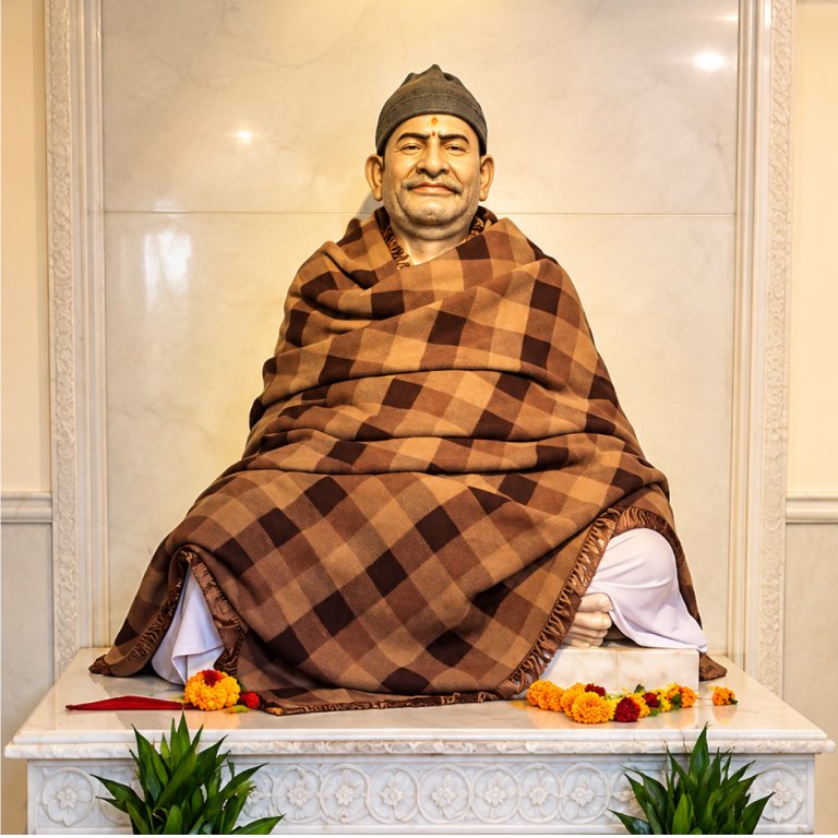 Baba Neem Karoli: नीम करौली बाबा और Neem Karoli Dham की कहानी